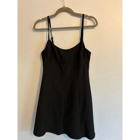 0205 LBD EUC Size 10 Princess Polly XX spaghetti strap little black dress - Picture 7 of 11